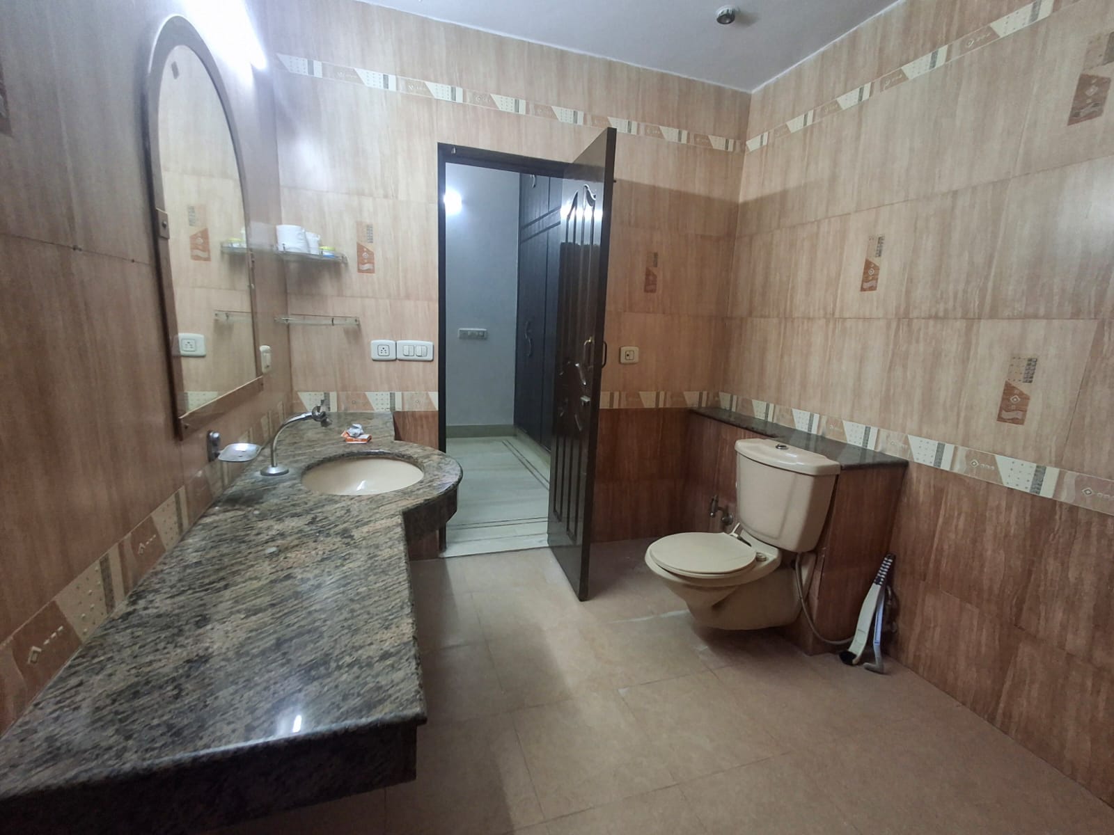 Sector 31 Washroom 2